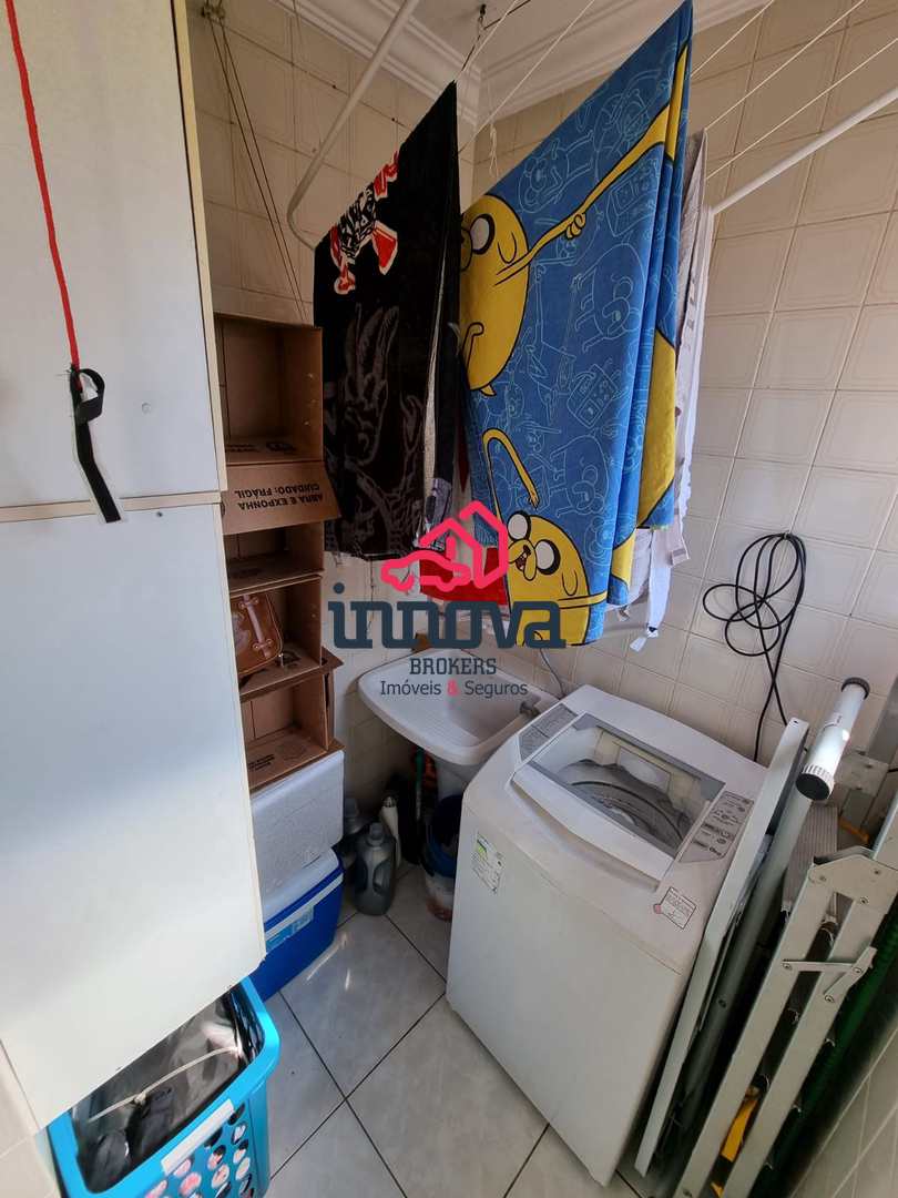 Apartamento à venda com 2 quartos, 64m² - Foto 14