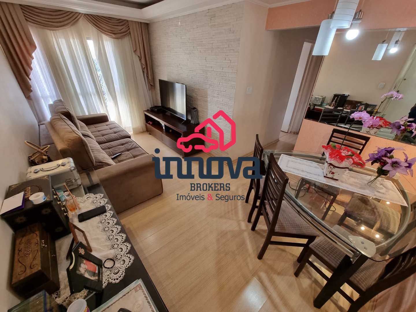 Apartamento à venda com 2 quartos, 64m² - Foto 1