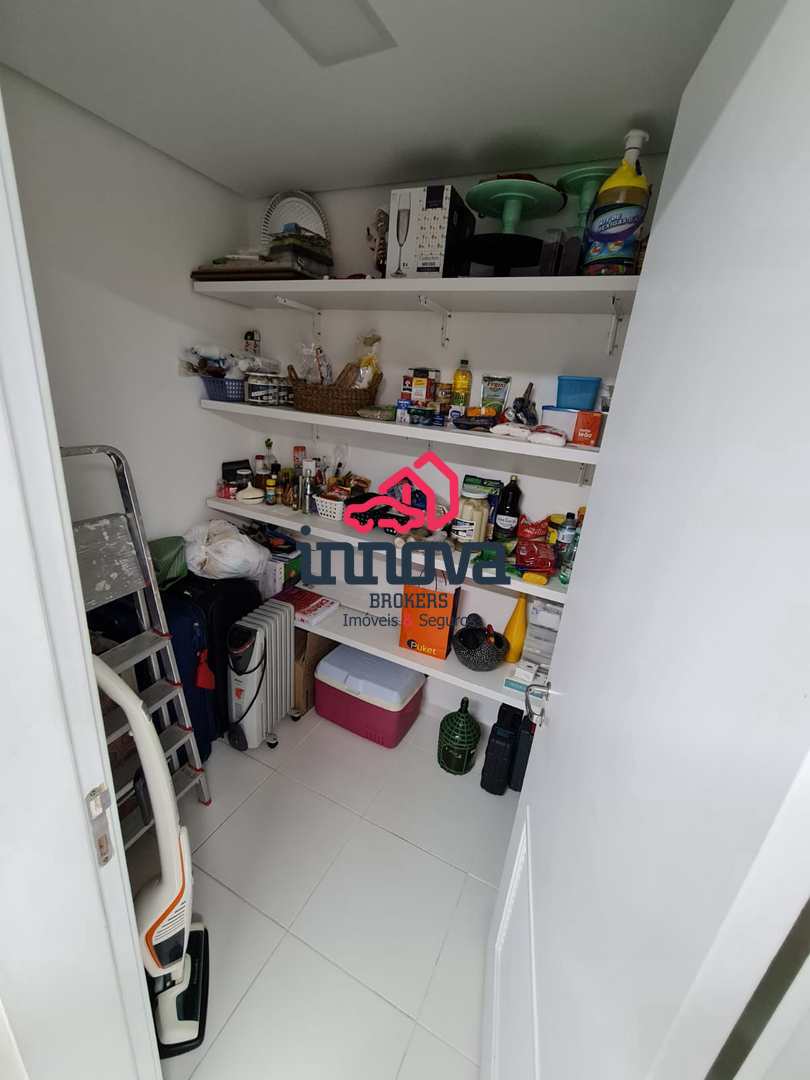 Apartamento à venda com 3 quartos, 167m² - Foto 8