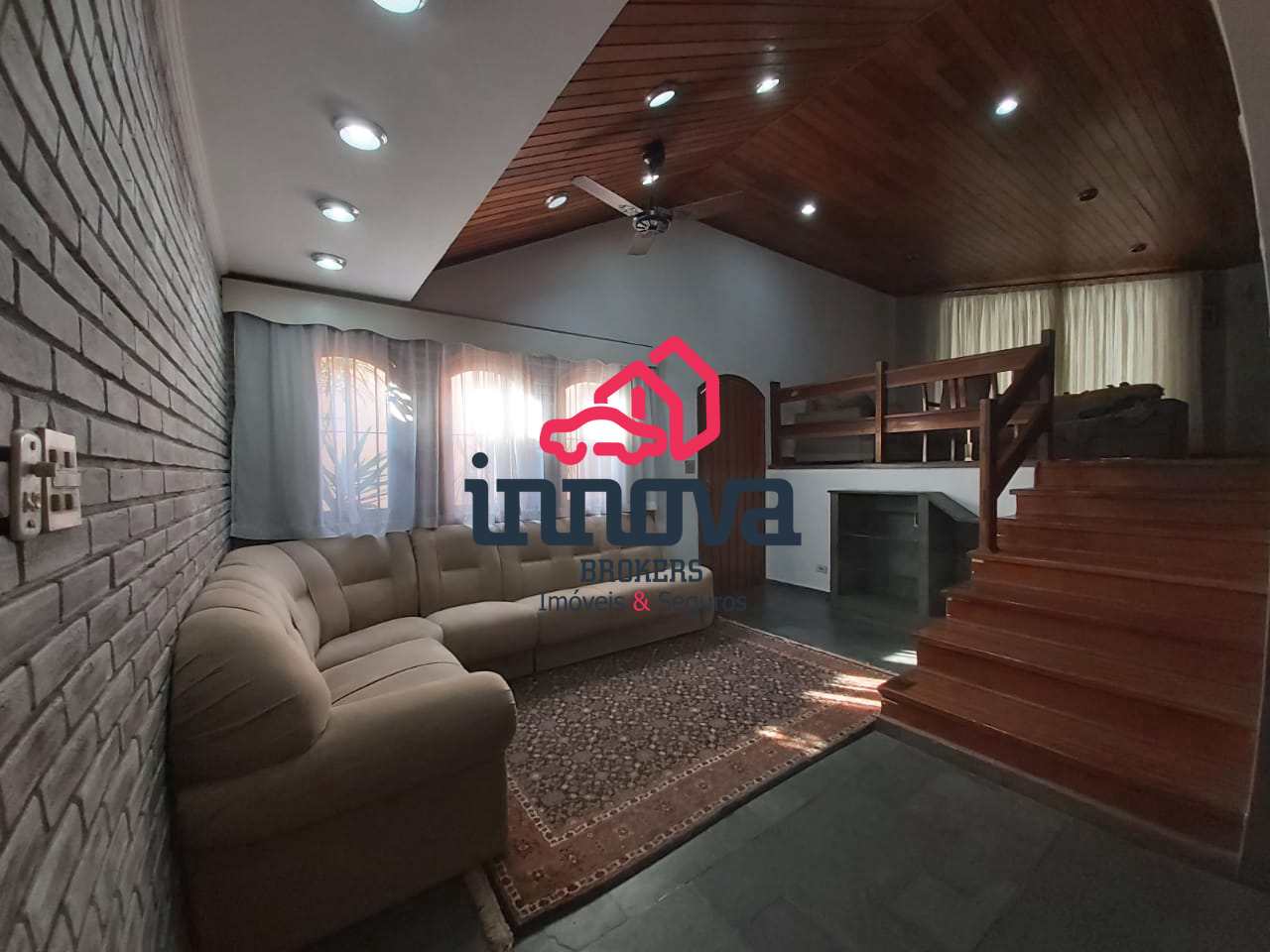 Sobrado com 4 dorms, Jardim Gumercindo, Guarulhos - R$ 1.1 mi, Cod: NTCA038