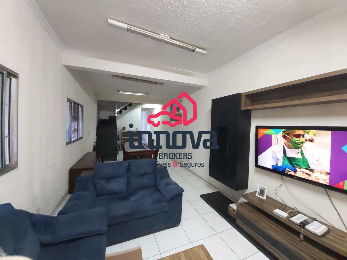 Casa à venda com 5 quartos, 175m² - Foto 1