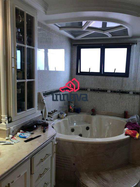 Apartamento à venda com 3 quartos, 151m² - Foto 12