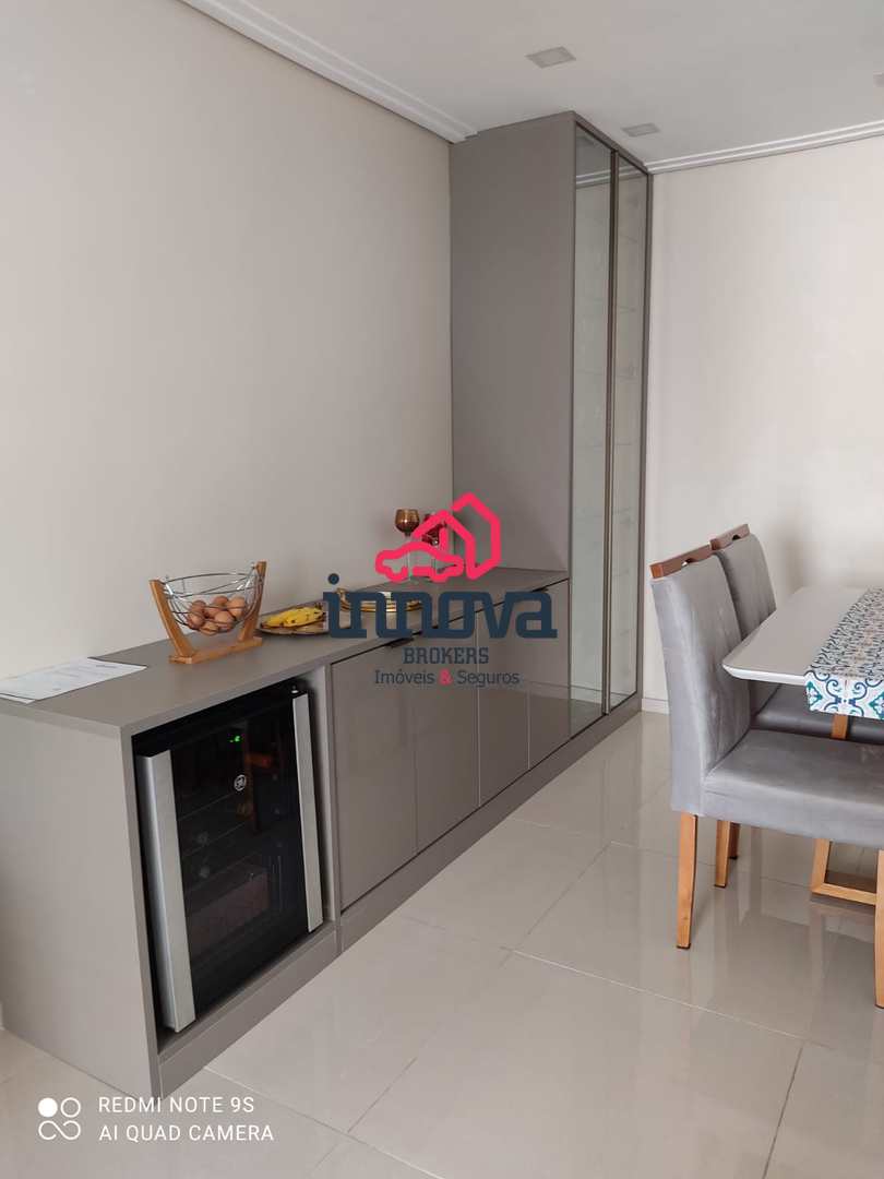 Apartamento à venda com 3 quartos, 80m² - Foto 3