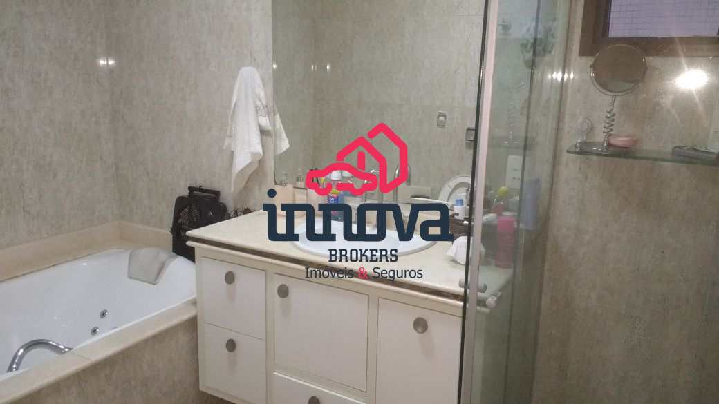 Apartamento à venda com 3 quartos, 204m² - Foto 4