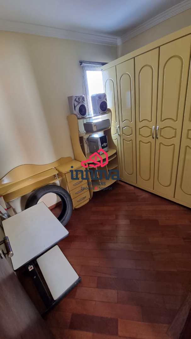 Apartamento à venda com 3 quartos, 75m² - Foto 10