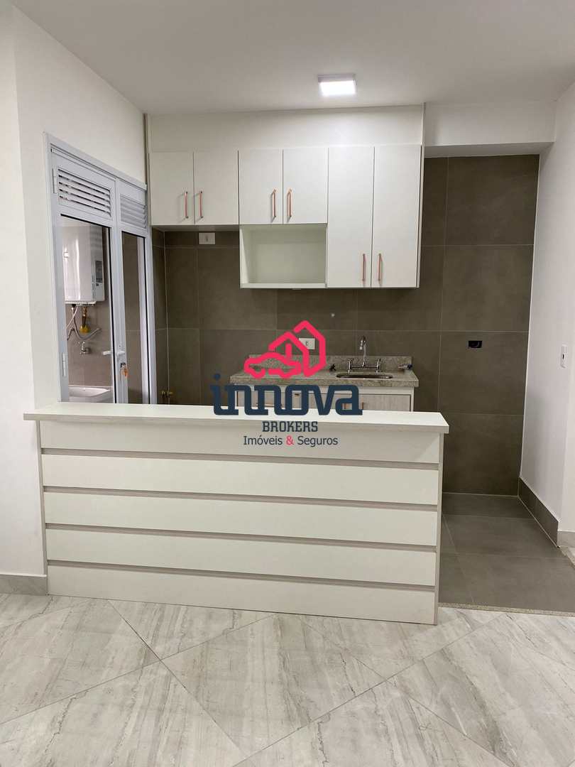 Apartamento à venda com 2 quartos, 67m² - Foto 4