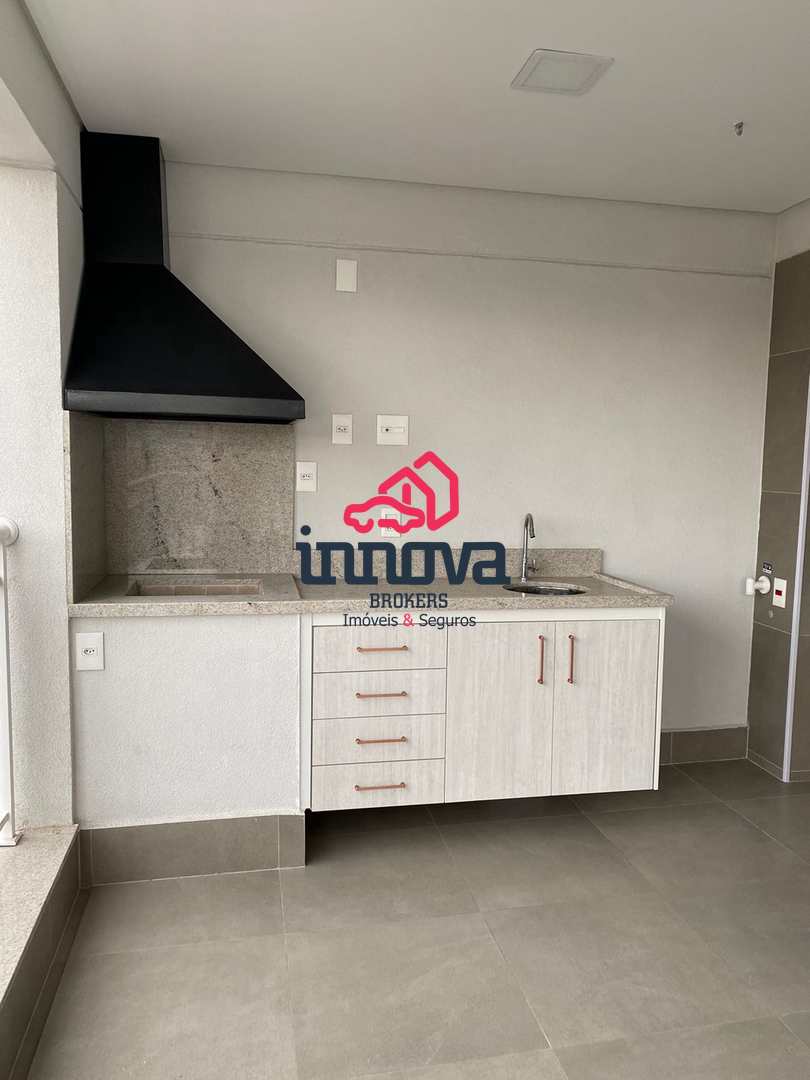 Apartamento à venda com 2 quartos, 67m² - Foto 2