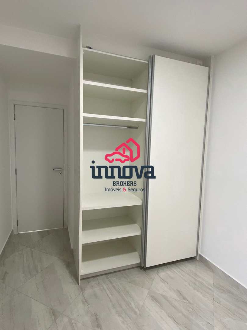 Apartamento à venda com 2 quartos, 67m² - Foto 11