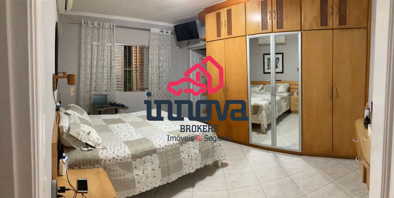 Casa à venda com 3 quartos, 309m² - Foto 10