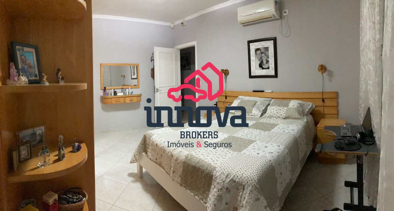 Casa à venda com 3 quartos, 309m² - Foto 16