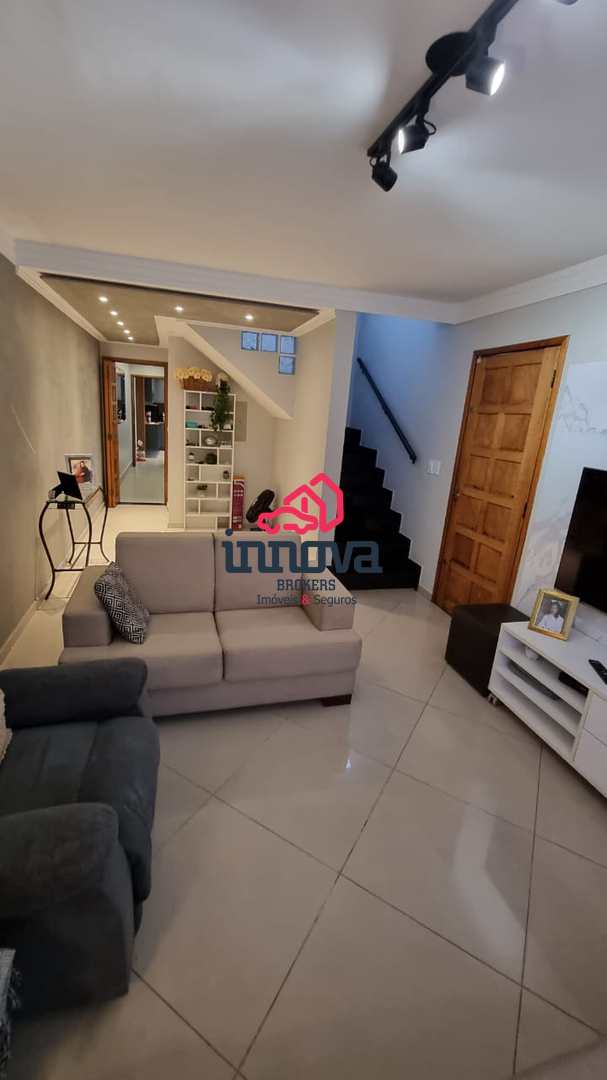 Sobrado à venda com 4 quartos, 194m² - Foto 3