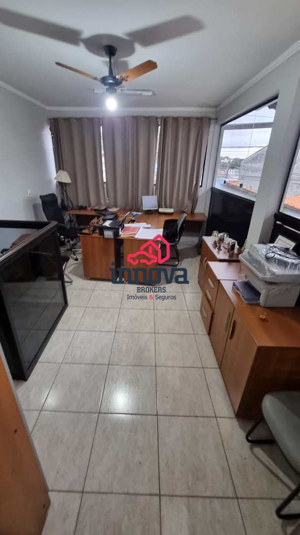 Sobrado à venda com 4 quartos, 194m² - Foto 37