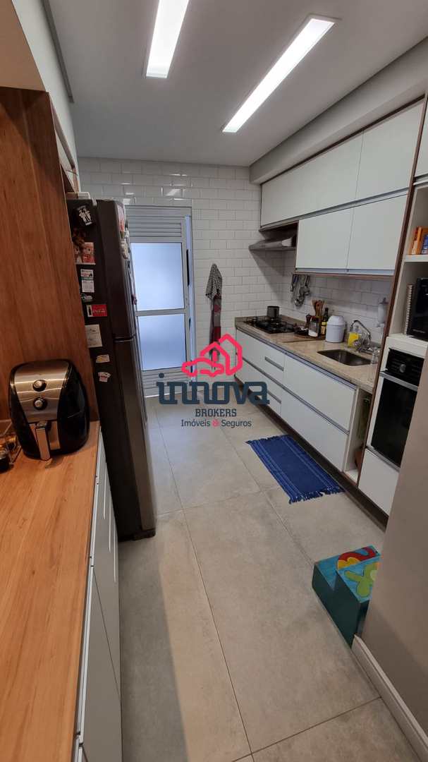 Apartamento à venda com 3 quartos, 116m² - Foto 10