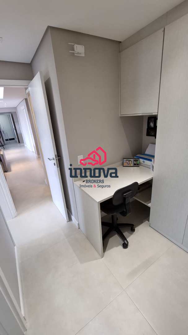 Apartamento à venda com 3 quartos, 163m² - Foto 17