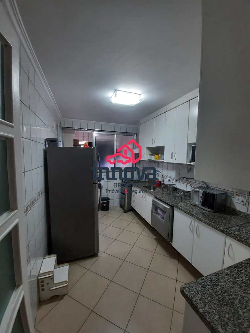 Apartamento à venda com 2 quartos, 74m² - Foto 5