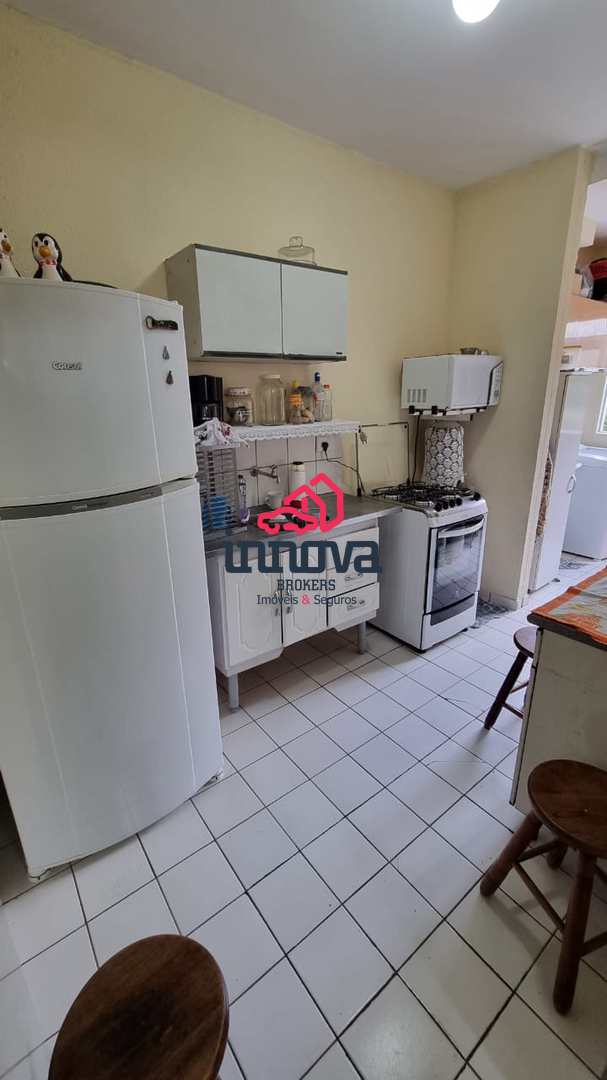 Apartamento à venda com 2 quartos, 62m² - Foto 7