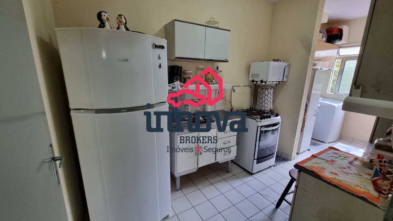 Apartamento à venda com 2 quartos, 62m² - Foto 10