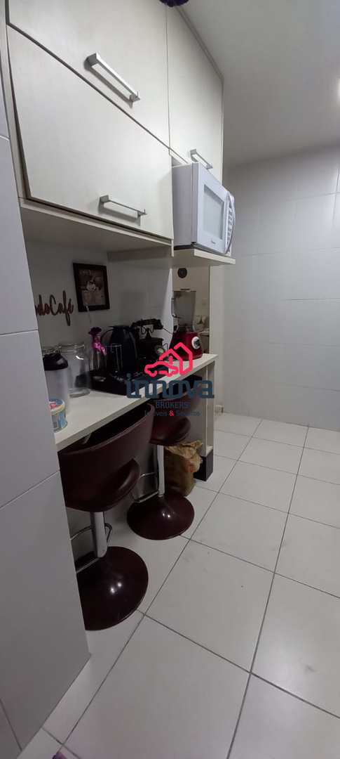 Apartamento à venda com 3 quartos, 76m² - Foto 6