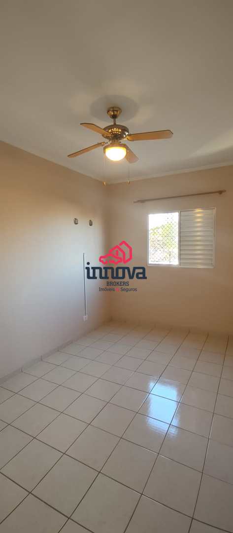 Apartamento para alugar com 2 quartos, 79m² - Foto 12