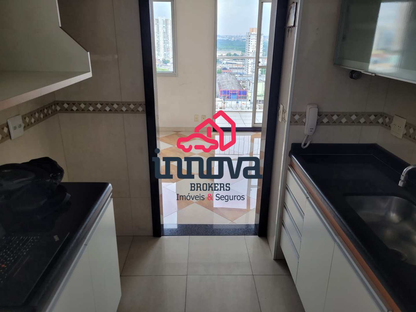 Apartamento à venda com 3 quartos, 68m² - Foto 3