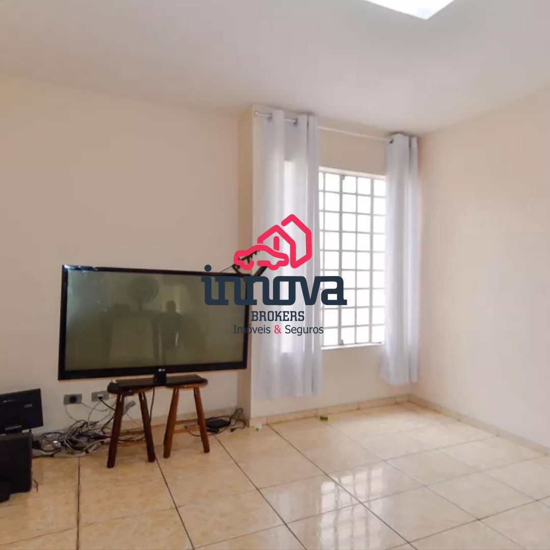 Sobrado à venda com 3 quartos, 208m² - Foto 1