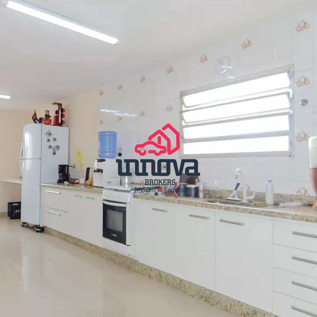 Sobrado à venda com 3 quartos, 208m² - Foto 2