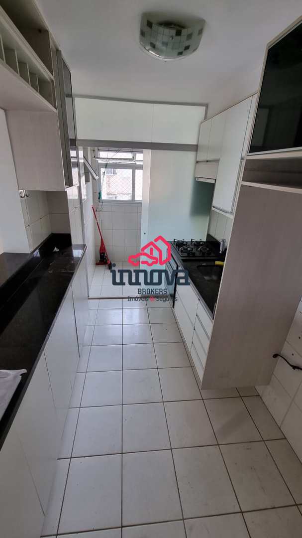 Apartamento para alugar com 3 quartos, 71m² - Foto 4