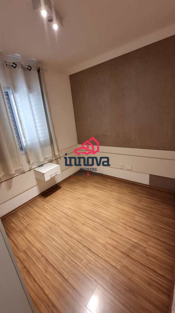 Apartamento para alugar com 2 quartos, 111m² - Foto 4