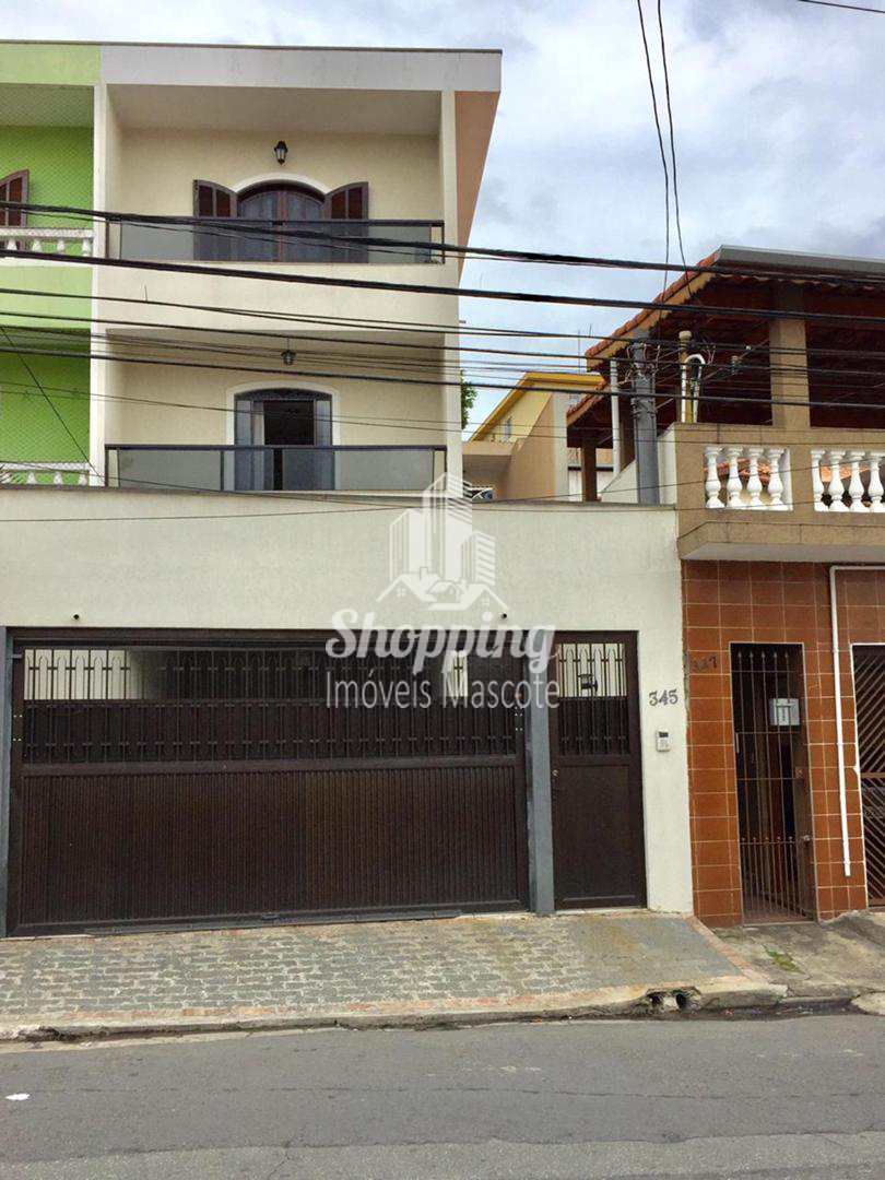 Sobrado à venda com 4 quartos, 300m² - Foto 1