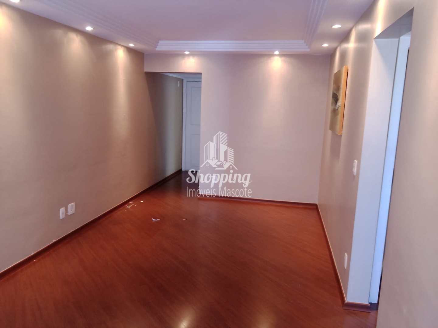 Apartamento à venda com 2 quartos, 67m² - Foto 3