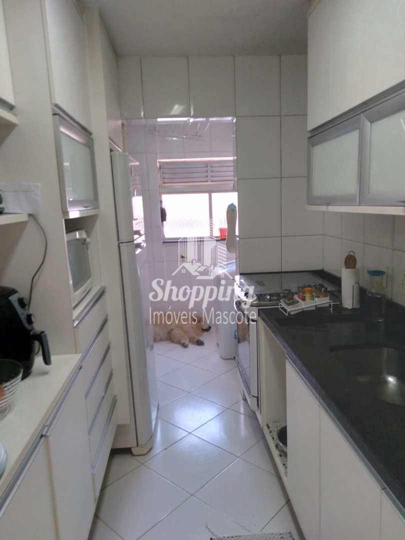 Apartamento à venda com 2 quartos, 90m² - Foto 3