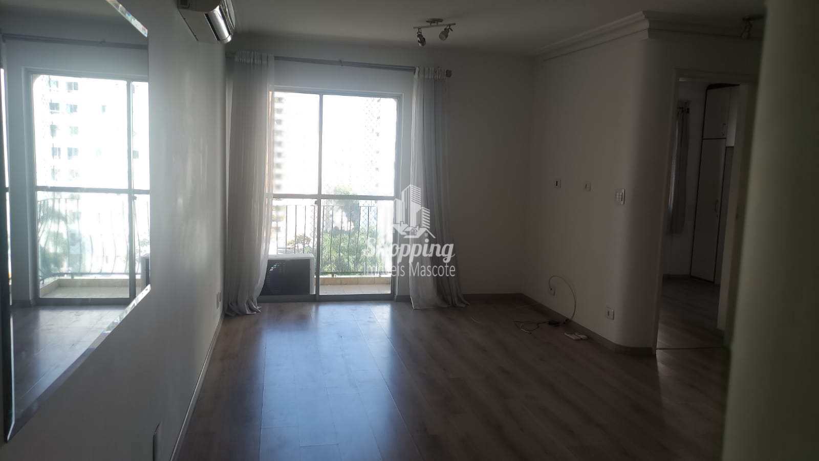 Apartamento à venda com 2 quartos, 55m² - Foto 2