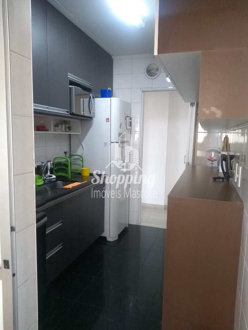 Apartamento à venda com 2 quartos, 66m² - Foto 11