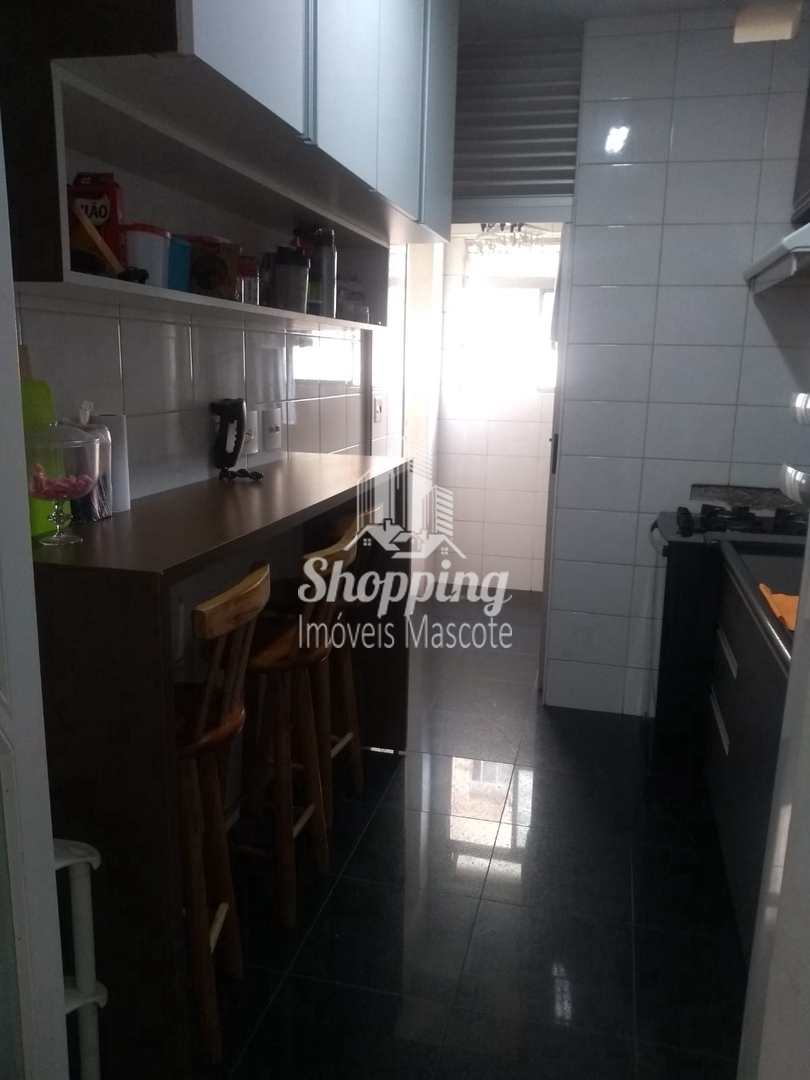 Apartamento à venda com 2 quartos, 66m² - Foto 13