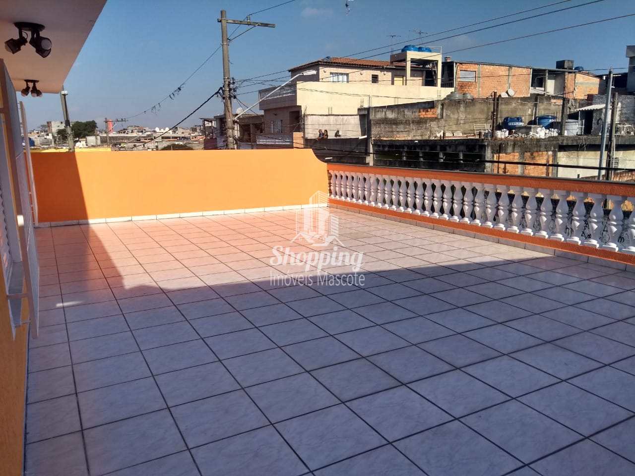 Sobrado à venda com 3 quartos, 250m² - Foto 2