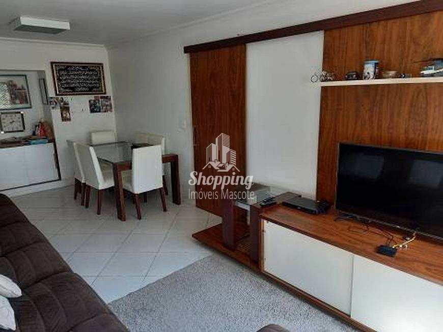 Apartamento à venda com 2 quartos, 80m² - Foto 2