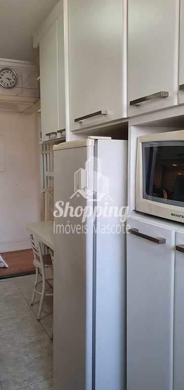 Apartamento à venda com 2 quartos, 70m² - Foto 12