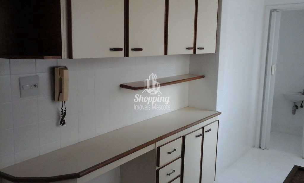 Apartamento à venda com 2 quartos, 65m² - Foto 2