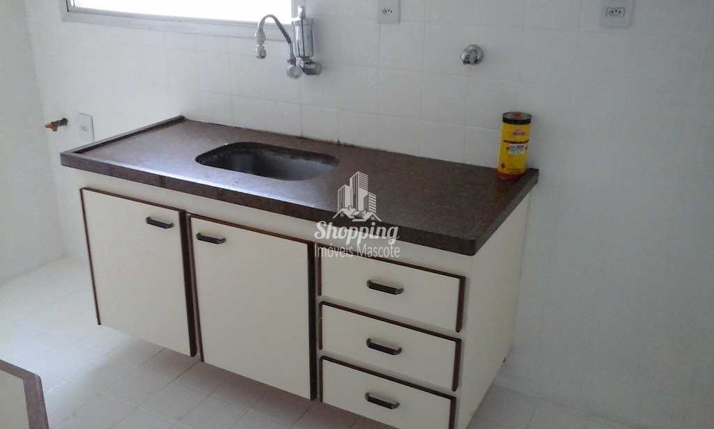 Apartamento à venda com 2 quartos, 65m² - Foto 3