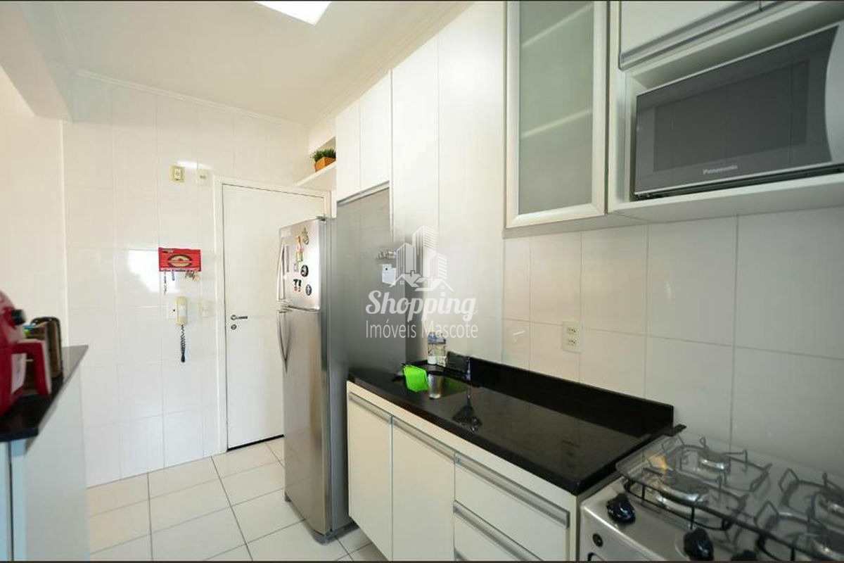 Apartamento à venda com 2 quartos, 83m² - Foto 13