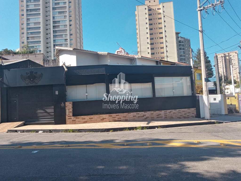 Sobrado à venda e aluguel com 3 quartos, 180m² - Foto 1