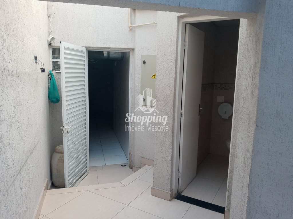 Sobrado à venda e aluguel com 3 quartos, 180m² - Foto 6