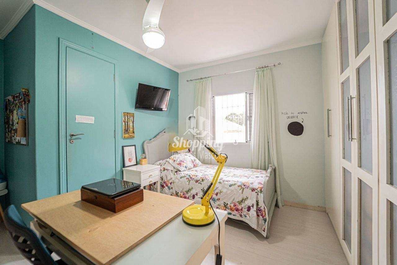 Casa à venda com 3 quartos, 220m² - Foto 31