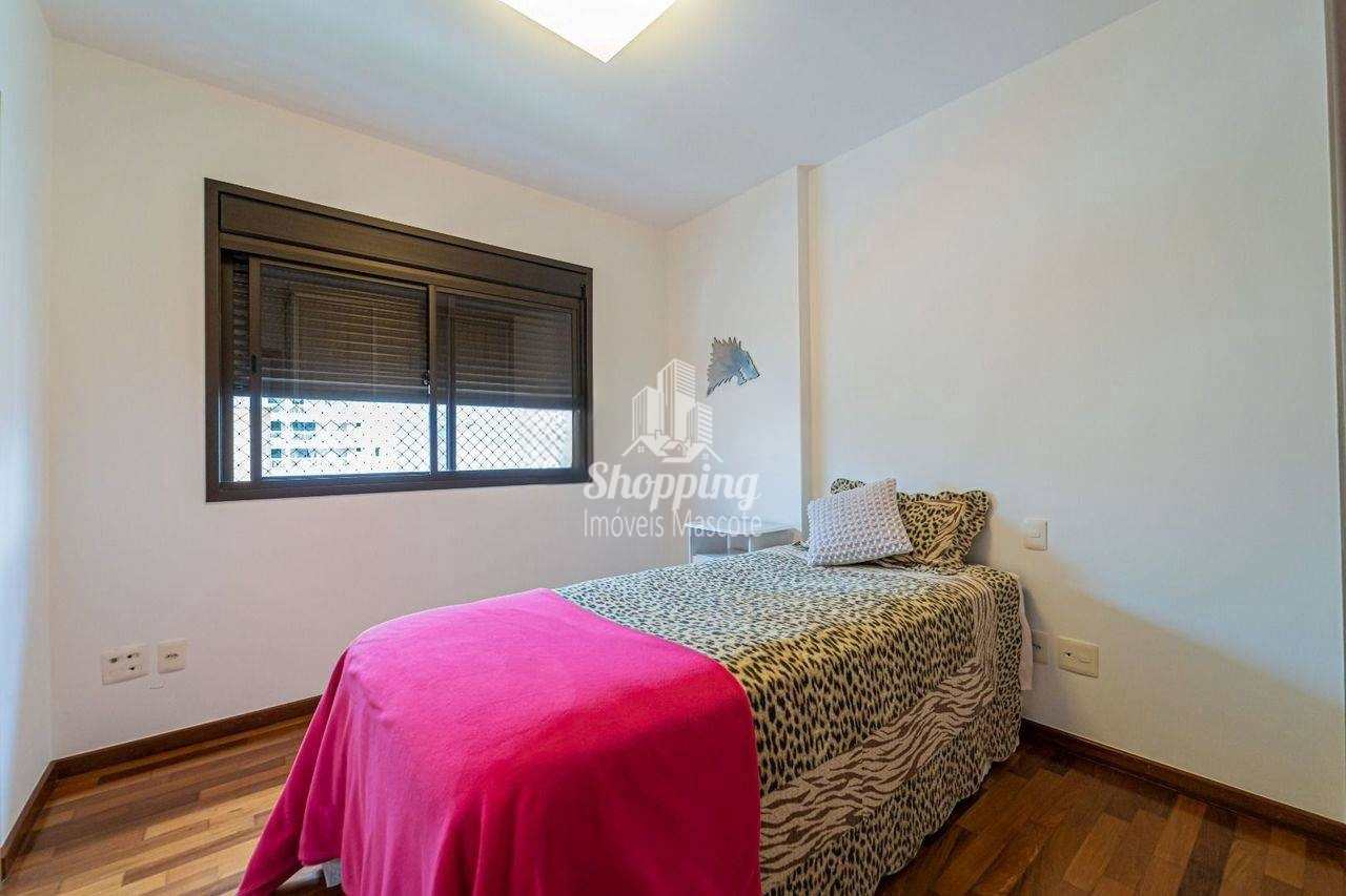 Apartamento à venda com 4 quartos, 208m² - Foto 28