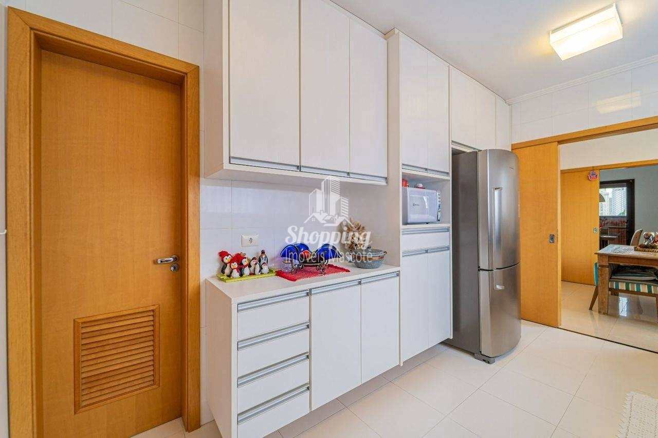 Apartamento à venda com 4 quartos, 208m² - Foto 26