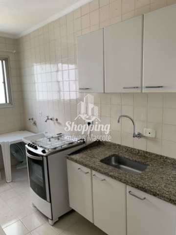 Apartamento à venda com 2 quartos, 60m² - Foto 5