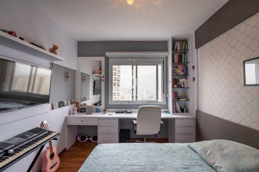 Apartamento à venda com 3 quartos, 185m² - Foto 11