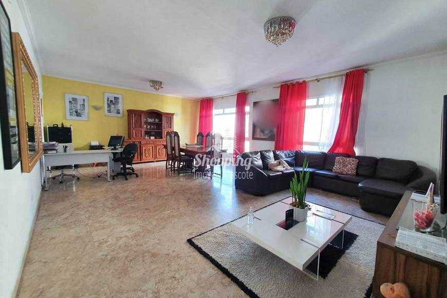 Apartamento à venda com 3 quartos, 197m² - Foto 1