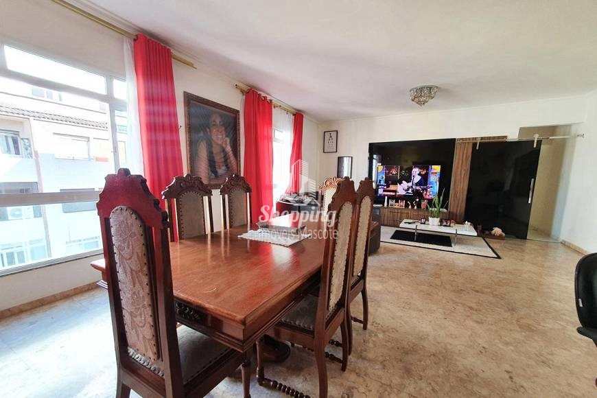 Apartamento à venda com 3 quartos, 197m² - Foto 4