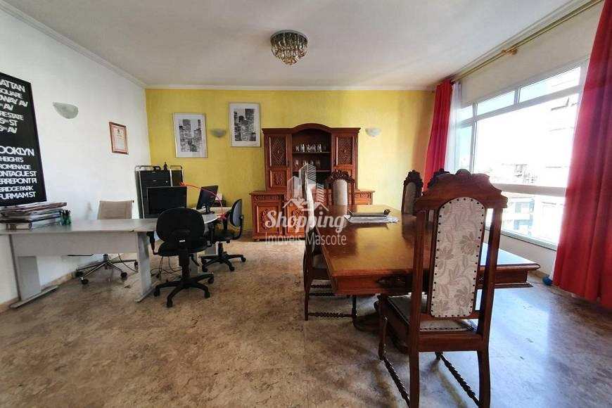 Apartamento à venda com 3 quartos, 197m² - Foto 29